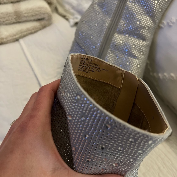 Womens BCBGeneration Booties - Rhinestone Silver - Size 8.5 - Picture 3 of 5